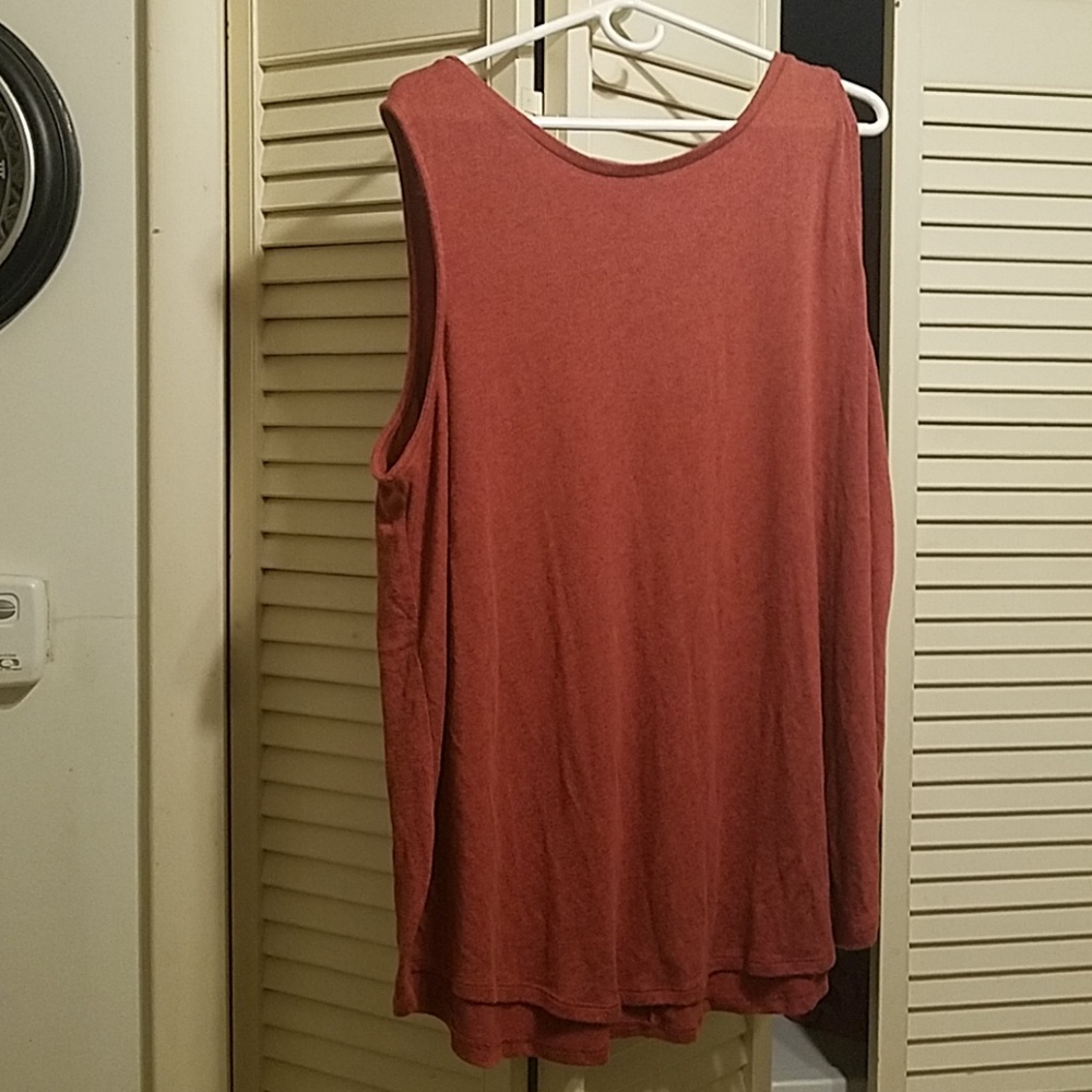 XXL Old Navy sleeveless tank top